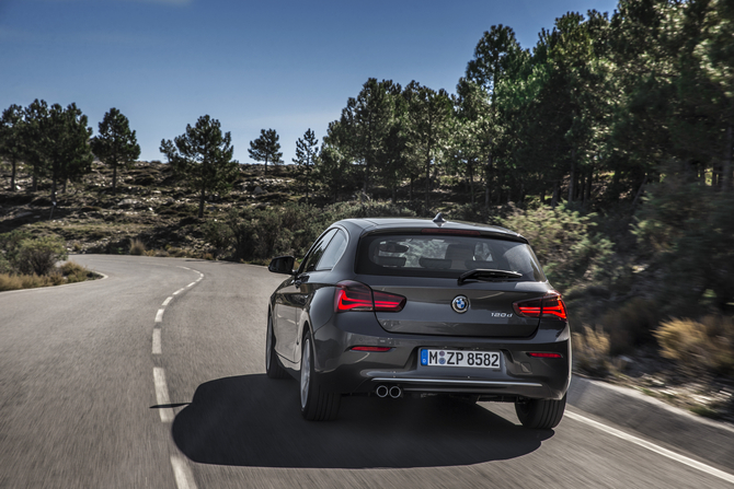 The rear lights are to follow the shape of the remaining BMW family The rear lights are to follow the shape of the remaining BMW family