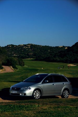 Fiat Croma 2.2 MPI 16v Fiat Croma 2.2 MPI 16v