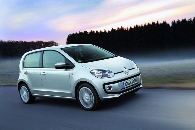 Volkswagen up! 1.0 white up! four-door Volkswagen up! 1.0 white up! four-door