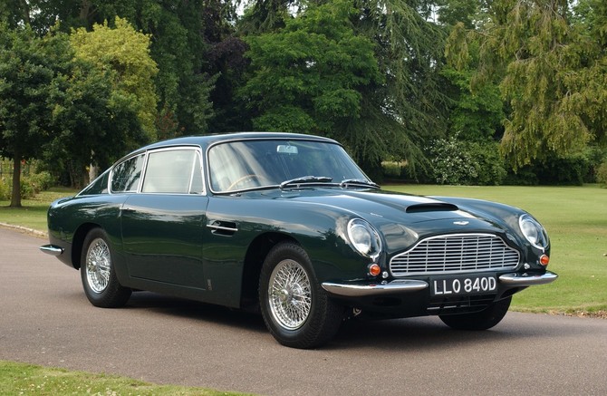 Aston Martin DB6 Aston Martin DB6