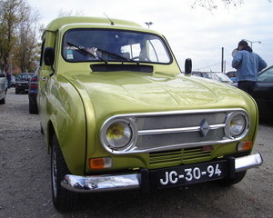 Renault 4