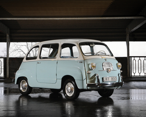 600 Multipla 4-5 seater