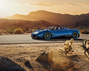 Huayra Roadster